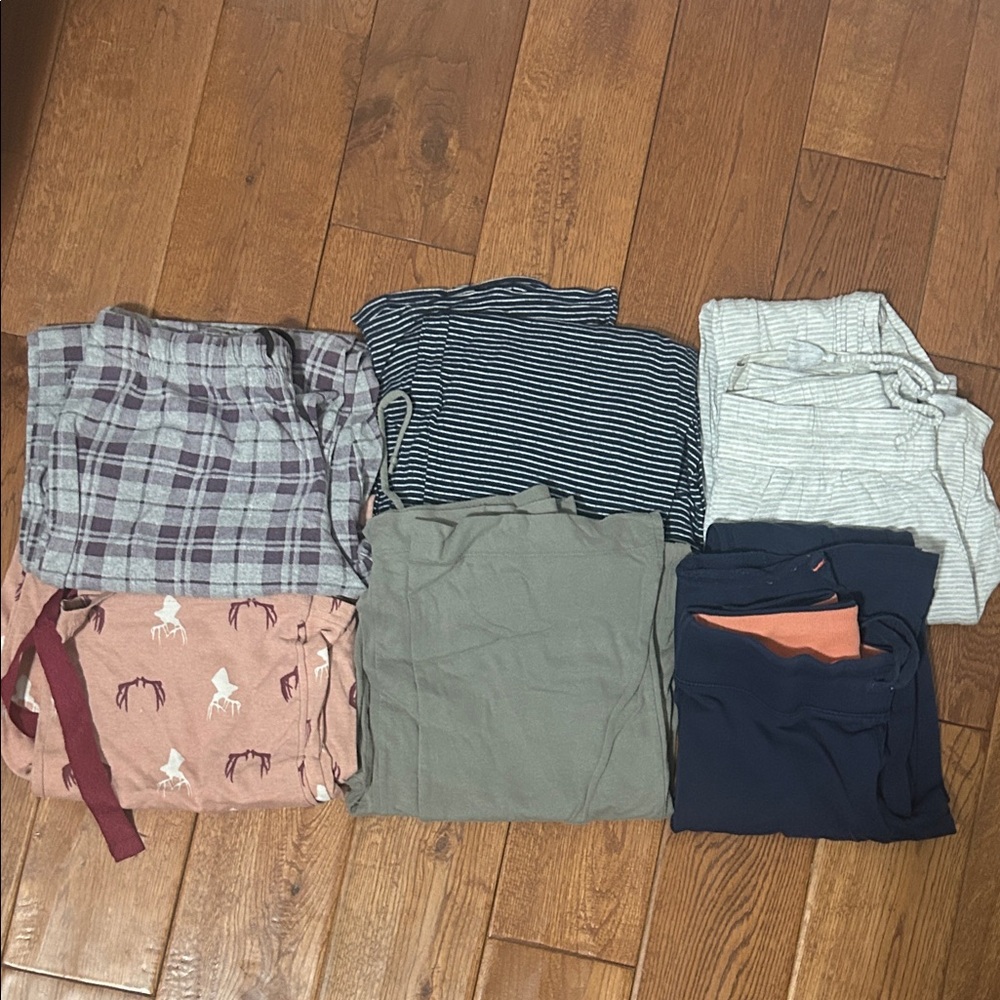 Mixed Women's Loungewear Set - Neutrals & Stripes